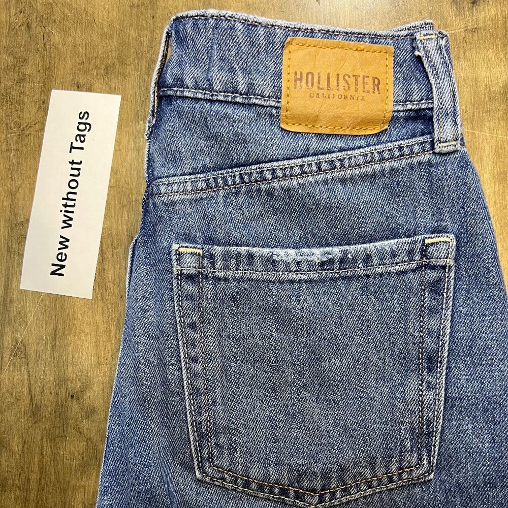 Hollister High Rise Baggy Straight Jeans 25R